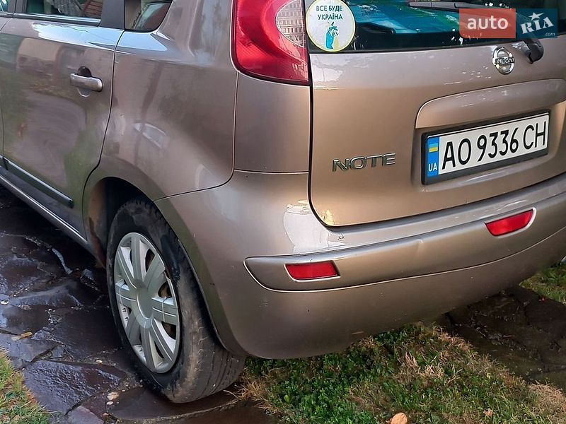 Хетчбек Nissan Note 2008 в Ужгороді