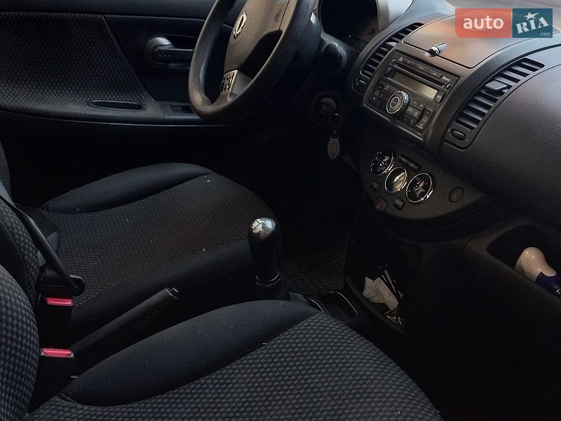 Хетчбек Nissan Note 2008 в Ужгороді