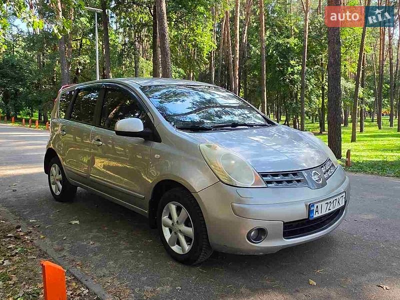 Хэтчбек Nissan Note 2007 в Киеве