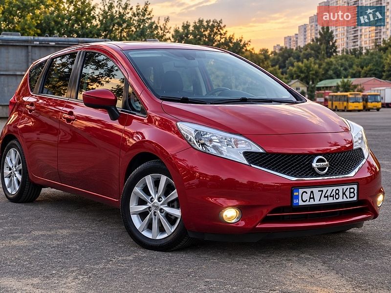 Хэтчбек Nissan Note 2013 в Киеве