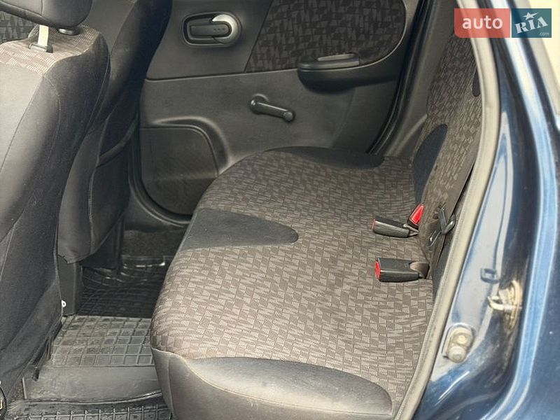 Хэтчбек Nissan Note 2006 в Киеве