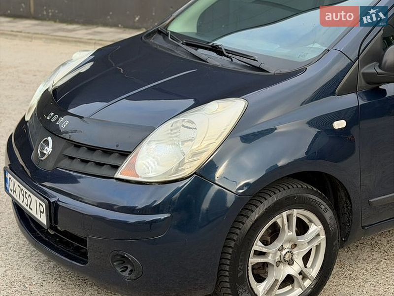 Хэтчбек Nissan Note 2006 в Киеве
