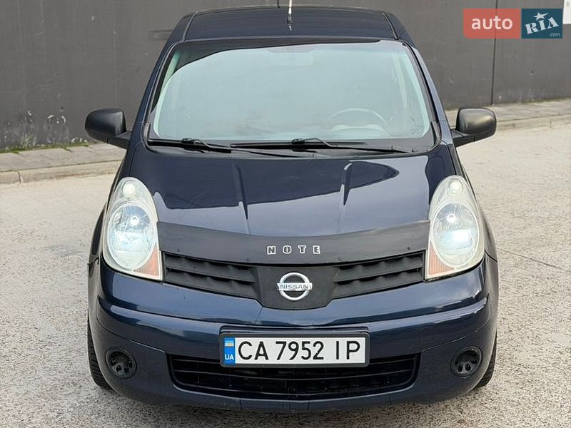 Хэтчбек Nissan Note 2006 в Киеве