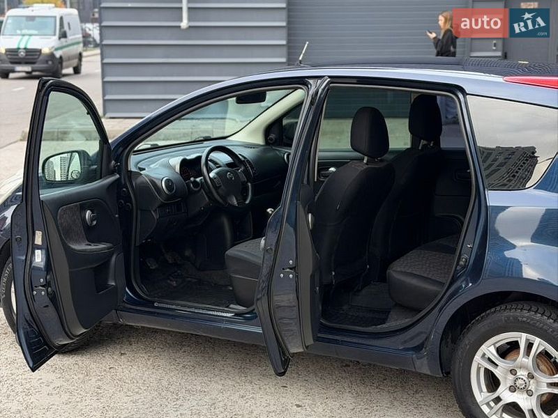 Хэтчбек Nissan Note 2006 в Киеве