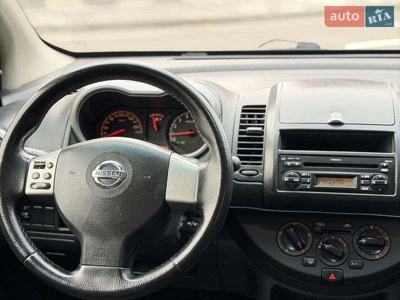 Хэтчбек Nissan Note 2006 в Киеве