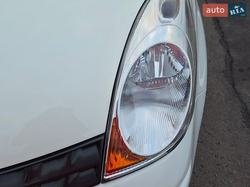Хетчбек Nissan Note 2008 в Рівному фото 5 Хетчбек Nissan Note 2008 в Рівному