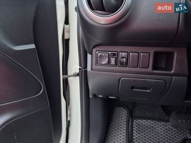 Хетчбек Nissan Note 2008 в Рівному фото 29 Хетчбек Nissan Note 2008 в Рівному