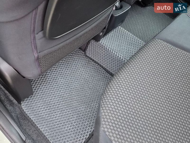 Хетчбек Nissan Note 2008 в Рівному фото 21 Хетчбек Nissan Note 2008 в Рівному