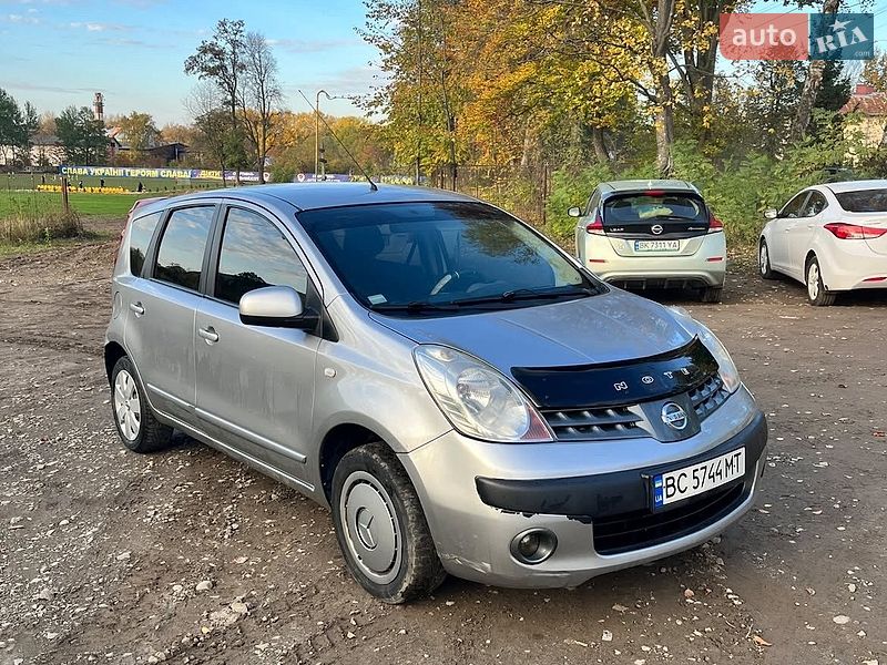 Хэтчбек Nissan Note 2007 в Бориславе