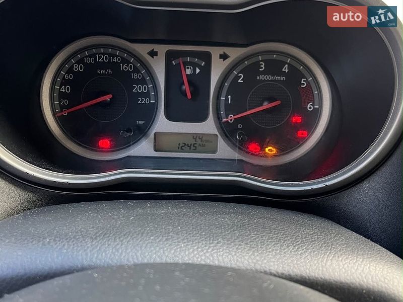 Хэтчбек Nissan Note 2007 в Бориславе
