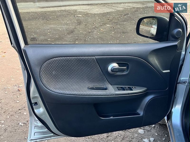 Хэтчбек Nissan Note 2007 в Бориславе