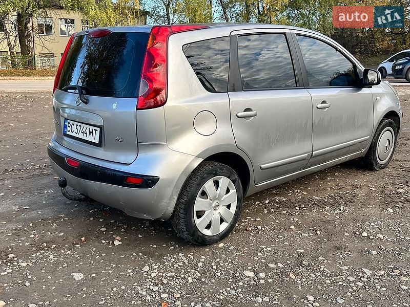 Хэтчбек Nissan Note 2007 в Бориславе
