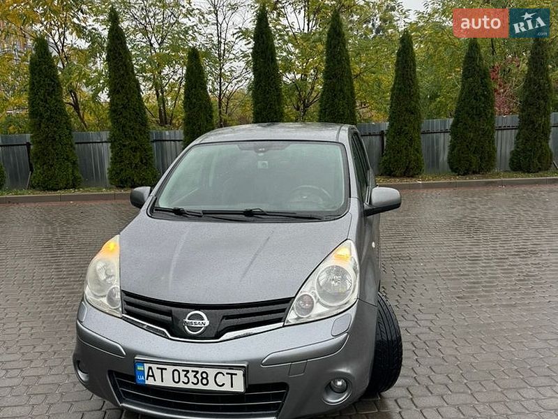 Хетчбек Nissan Note 2012 в Івано-Франківську