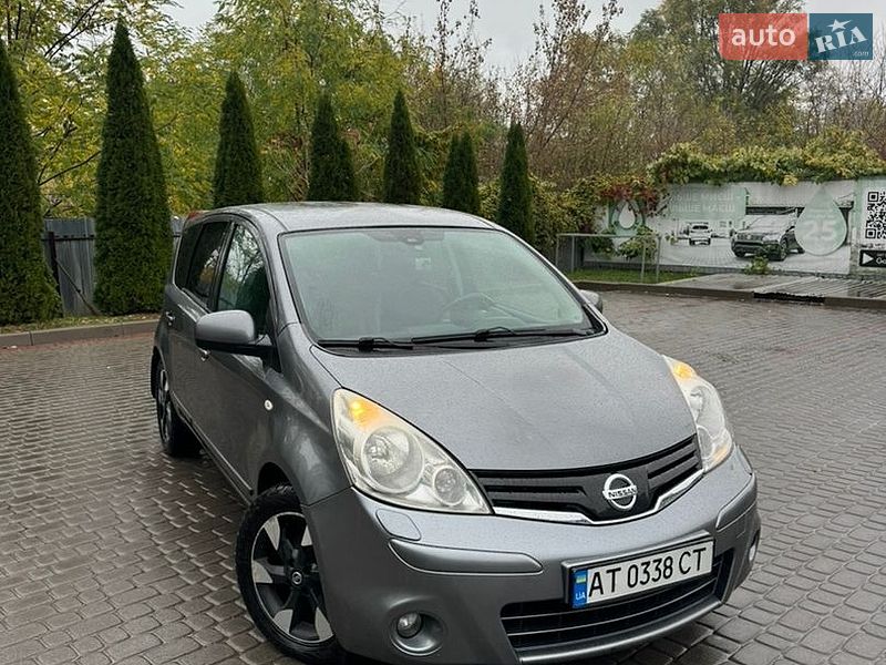 Хетчбек Nissan Note 2012 в Івано-Франківську
