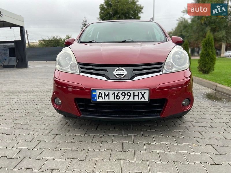 Хетчбек Nissan Note 2011 в Житомирі