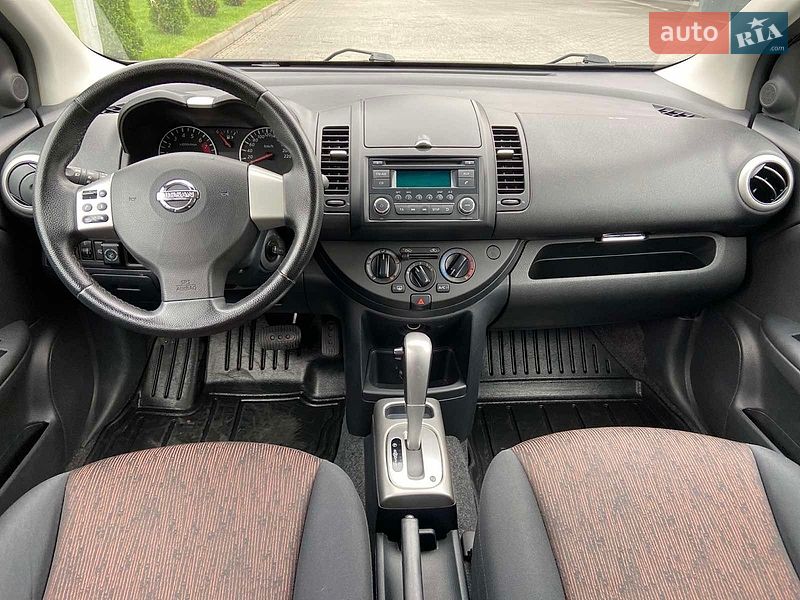 Хетчбек Nissan Note 2011 в Житомирі