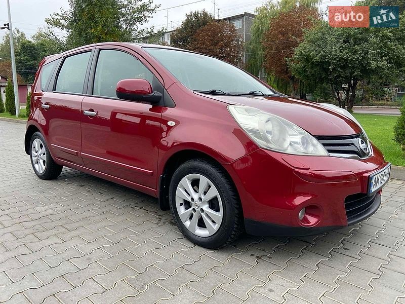 Хетчбек Nissan Note 2011 в Житомирі