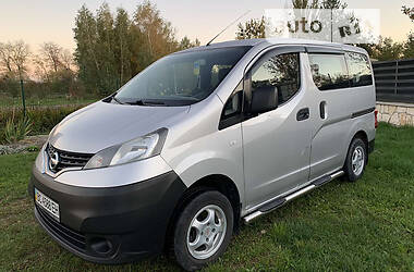 Nissan NV200  2010