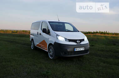 Nissan NV200  2012