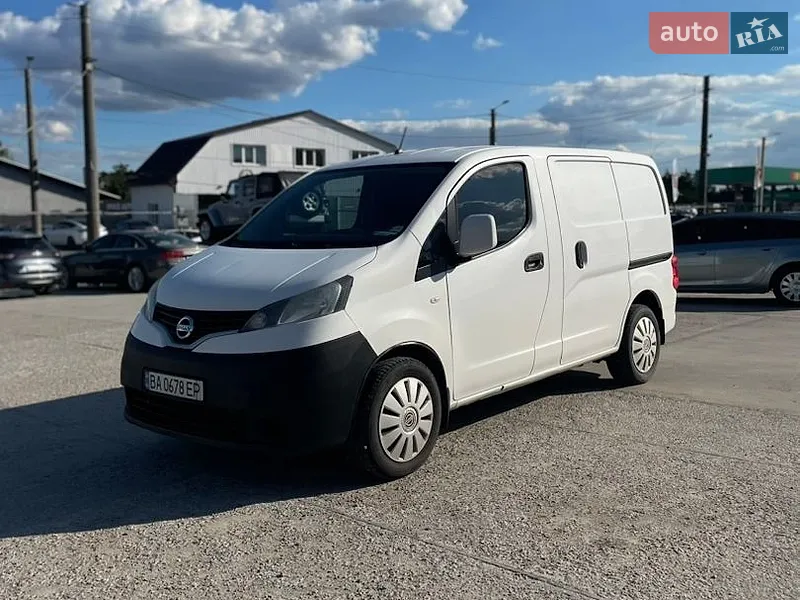 Nissan NV200 2015