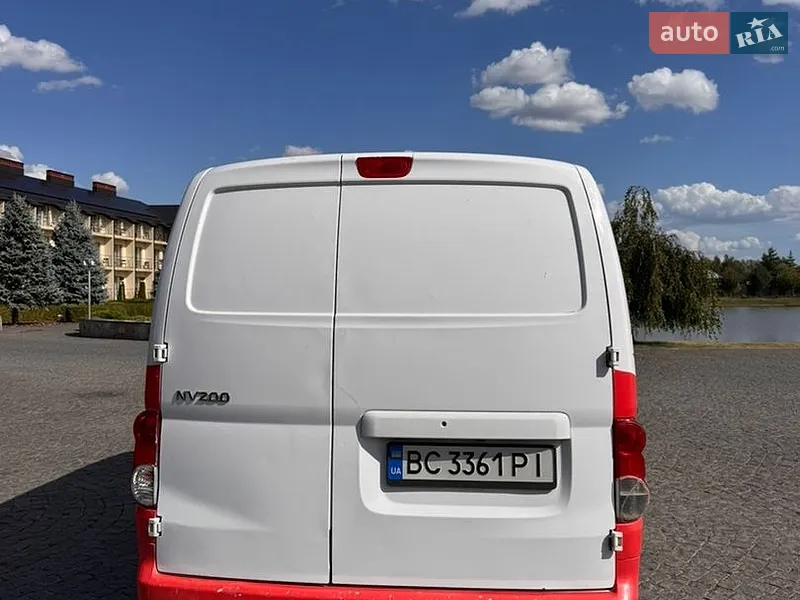 Nissan NV200 2019