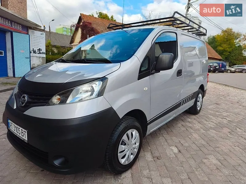 Nissan NV200