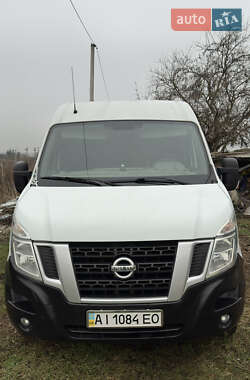 Nissan NV400 2012