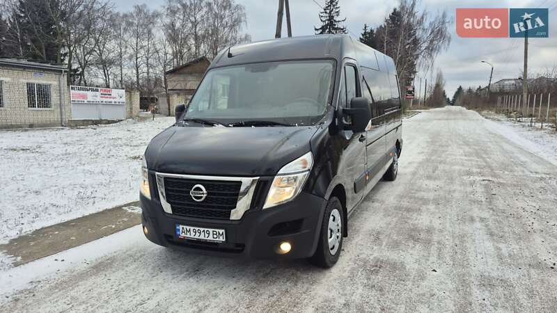 Легковые Nissan NV400