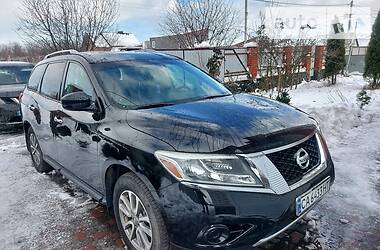 Nissan Pathfinder  2013