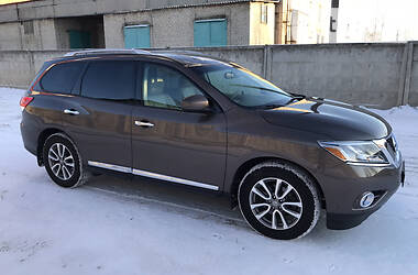 Nissan Pathfinder SL 2015