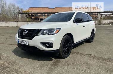 Nissan Pathfinder SL Midnight 2017