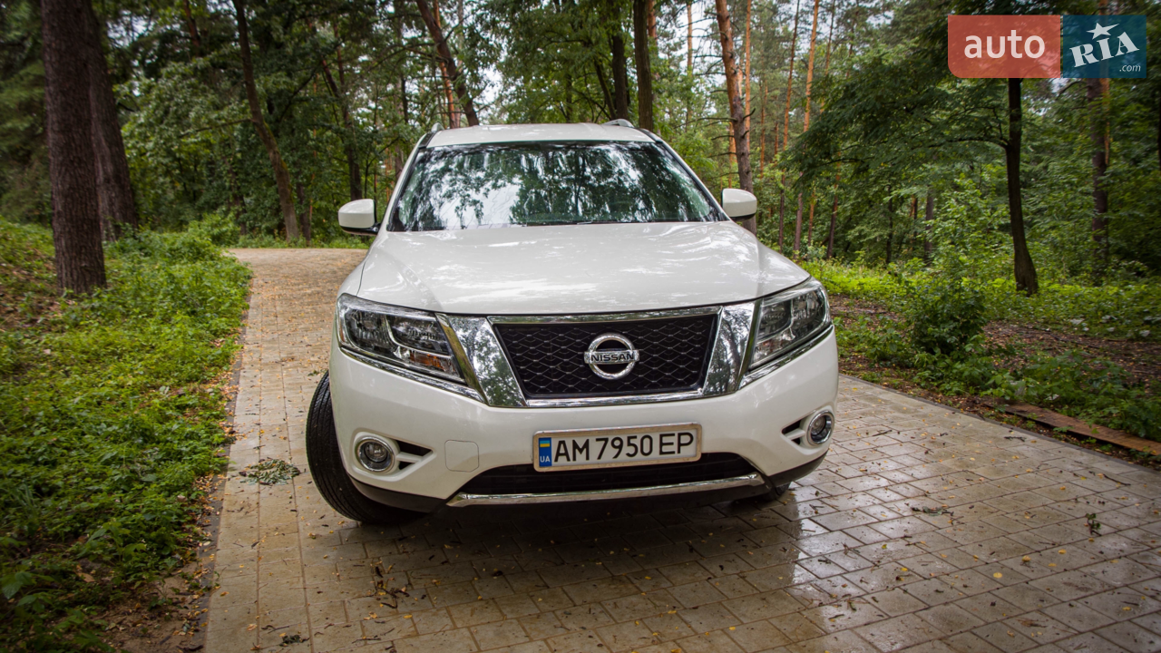 2014 Nissan Pathfinder - фото 1