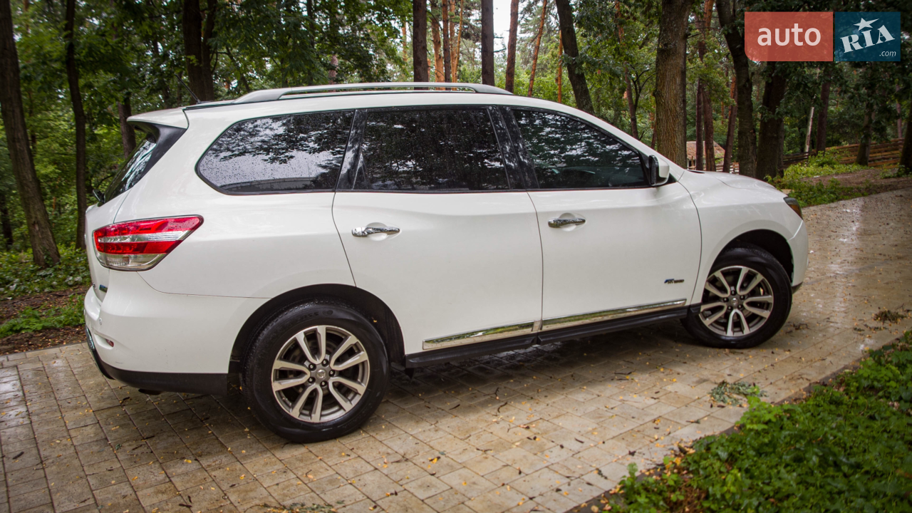 2014 Nissan Pathfinder - мініатюра 4