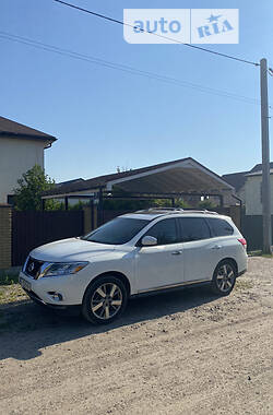 Nissan Pathfinder  2013