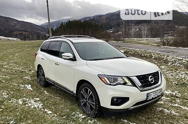 Nissan Pathfinder  2017