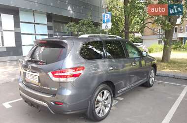 Nissan Pathfinder 2014