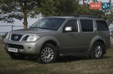 Nissan Pathfinder  2010