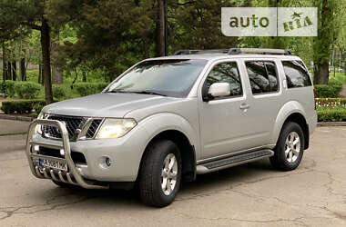 Nissan Pathfinder  2013