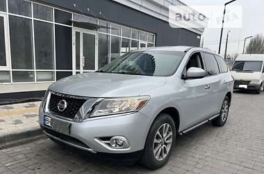 Nissan Pathfinder  2014