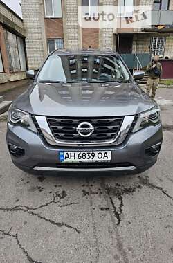 Nissan Pathfinder  2017