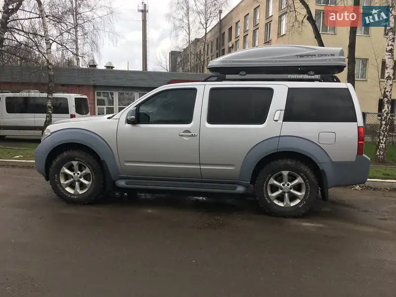 Nissan Pathfinder 2008