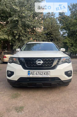 Nissan Pathfinder  2016