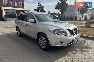 Nissan Pathfinder  2016
