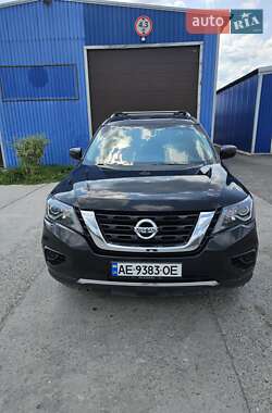 Nissan Pathfinder  2017