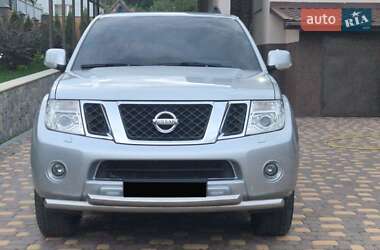 Nissan Pathfinder  2014