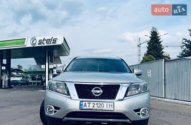 Nissan Pathfinder  2015