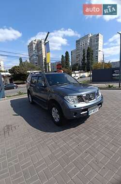 Nissan Pathfinder  2006