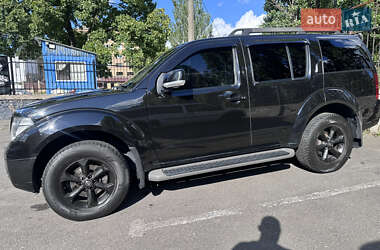 Nissan Pathfinder  2007