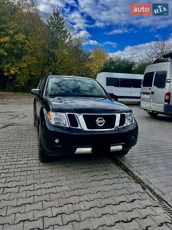 Nissan Pathfinder 2012