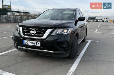 Nissan Pathfinder  2018